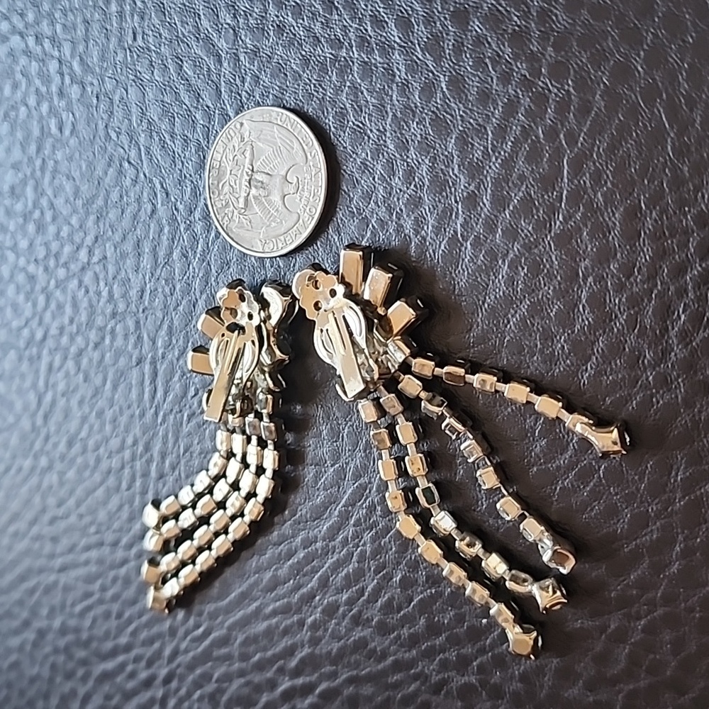 VTG clip on earrings - Picture 9 of 9